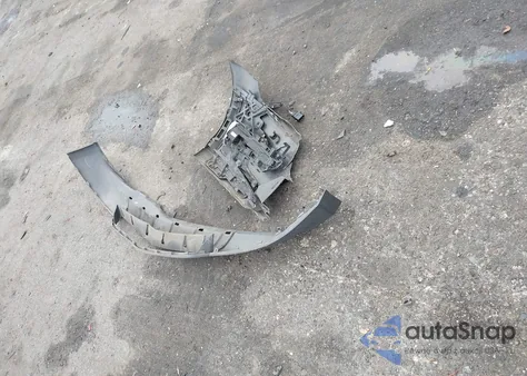 2018 Toyota Rav4 Le z USA, uszkodzony, nr VIN 2T3BFREV4JW845253